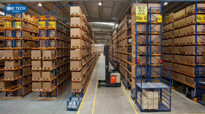 Bố trí Kệ Narrow Aisle Hải Phòng Bố trí Kệ Narrow Aisle Hải Phòng với lối đi hẹp trong kho công nghiệp