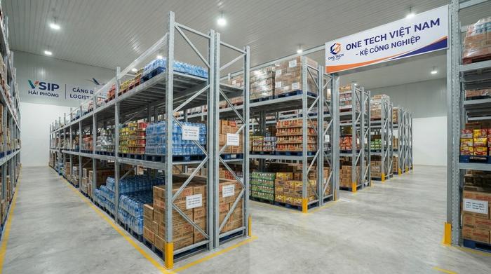 Tổng quan kệ kho F&B Hải Phòng trong kho thực phẩm và đồ uống